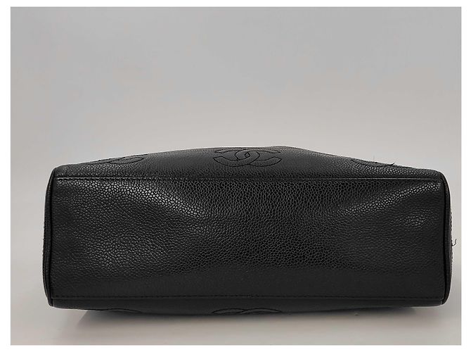 Borsa a tracolla Chanel Triple CC in pelle caviar Nero - vista 4