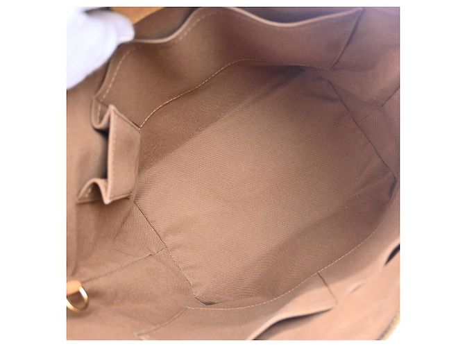 Bolso Louis Vuitton Palermo Monogram Canvas PM Castaño - vista 3