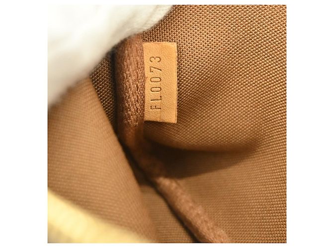 Louis Vuitton Mini pochette accessoires Canvas Mini Castaño - vista 5