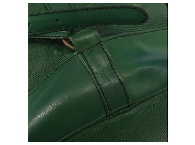 Louis Vuitton Randonnee Epi Leather GM Verde - vista 6