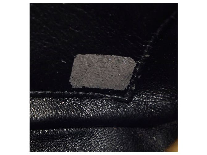 Borsa a tracolla Chanel Matelassé Coco Mark Crossbody Chain Nero - vista 9