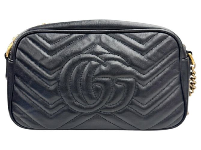 Pequena bolsa de ombro acolchoada GUCCI GG Marmont Preto - vista 2