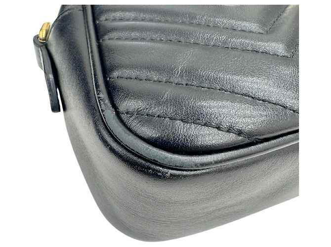 Pequena bolsa de ombro acolchoada GUCCI GG Marmont Preto - vista 6