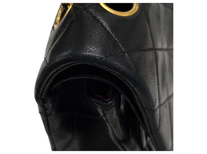 Borsa a tracolla Chanel A01112 Matelassé in pelle di agnello nera Nero - vista 11