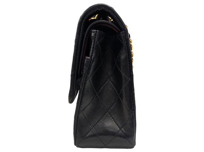 Borsa a tracolla Chanel A01112 Matelassé in pelle di agnello nera Nero - vista 3