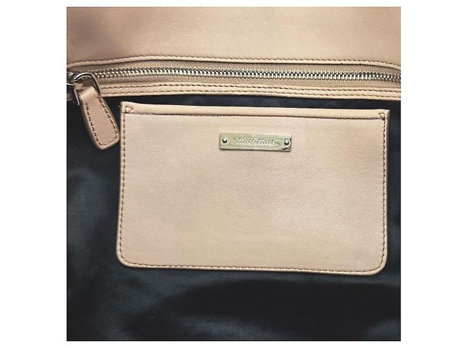 Borsa a Spalla Miu Miu Matelassé Nappa Crystal Bijou Beige - vista 12