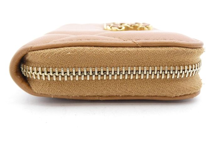 Chanel Matelasse Wallet Zippy CC Small Black - view 4