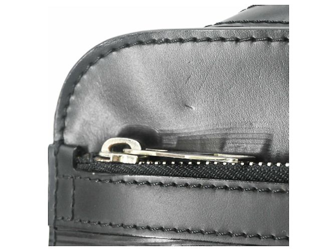 Clutch Louis Vuitton Epi Neo Oche Nero - vista 11