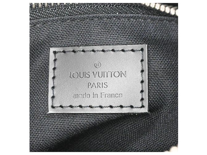 Clutch Louis Vuitton Epi Neo Oche Nero - vista 13