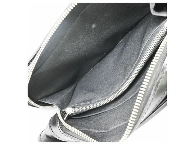 Clutch Louis Vuitton Epi Neo Oche Nero - vista 16