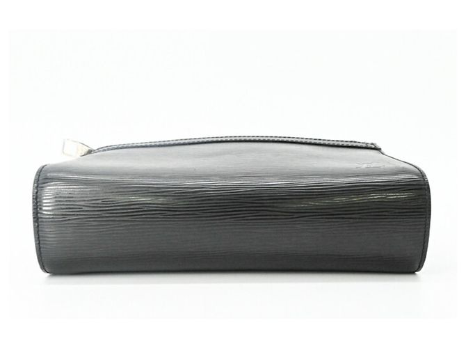 Clutch Louis Vuitton Epi Neo Oche Nero - vista 5