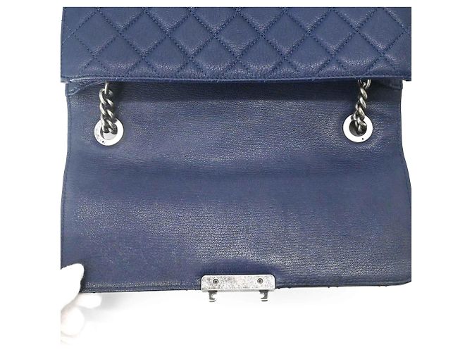 Borsa Chanel in pelle matelassé blu navy - vista 13