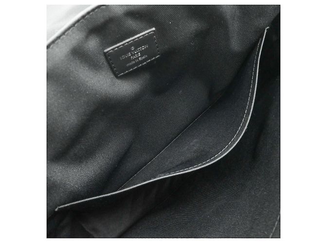 Borsa a Spalla Louis Vuitton District MM NM Nero - vista 13