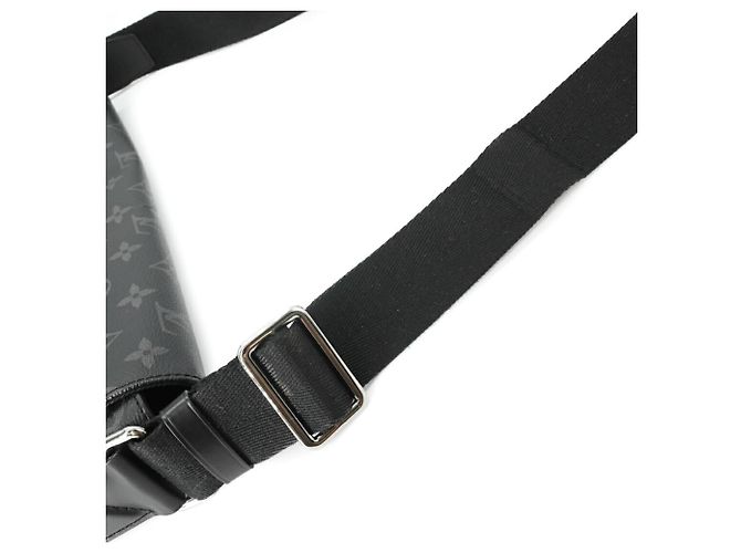 Borsa a Spalla Louis Vuitton District MM NM Nero - vista 17