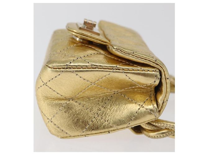CHANEL Matelasse 2.55 Pouch Pelle Oro CC Auth 181679SM D'oro - vista 3