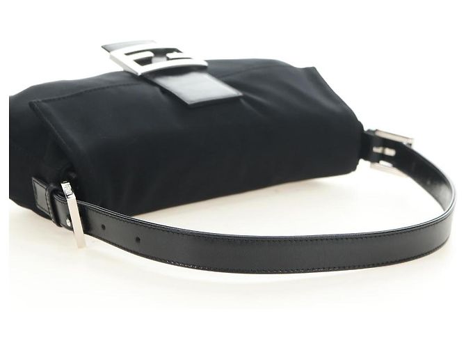 Borsa a tracolla FENDI Mamma Baguette in cotone nero e argento Auth 182029SAM - vista 7