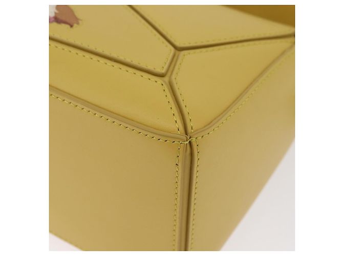 Bolsa LOEWE Puzzle Small Studio Ghibli Hin Spirited Away em couro Auth 167380SM Dourado Amarelo - vista 17