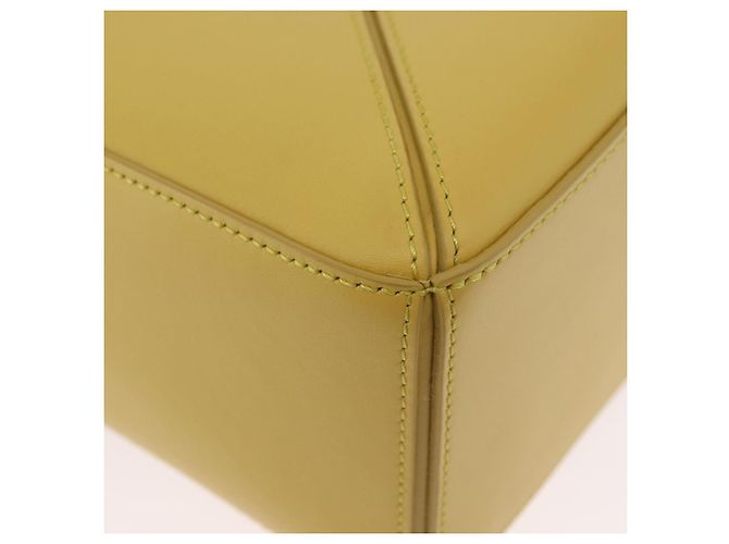 Bolsa LOEWE Puzzle Small Studio Ghibli Hin Spirited Away em couro Auth 167380SM Dourado Amarelo - vista 18