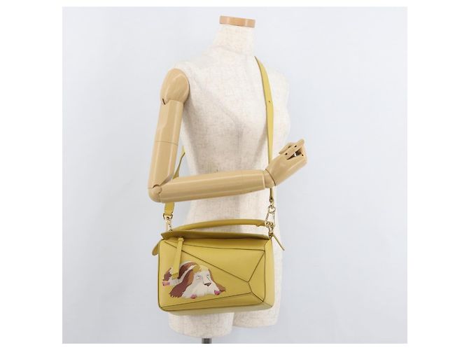 Bolsa LOEWE Puzzle Small Studio Ghibli Hin Spirited Away em couro Auth 167380SM Dourado Amarelo - vista 26