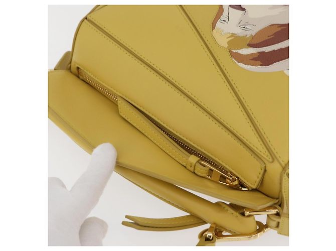 Bolsa LOEWE Puzzle Small Studio Ghibli Hin Spirited Away em couro Auth 167380SM Dourado Amarelo - vista 7