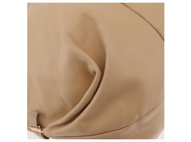 Borsa Salvatore Ferragamo Chain Vala in pelle beige oro Auth am11658A D'oro - vista 9