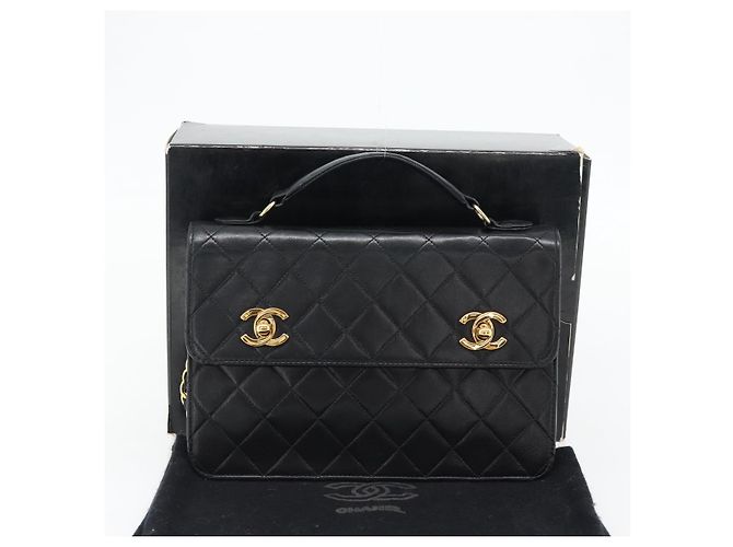 CHANEL Matelasse 23 Double Turn Lock Chain Lamb Skin 2way CC Auth 181941SAV Nero D'oro - vista 12