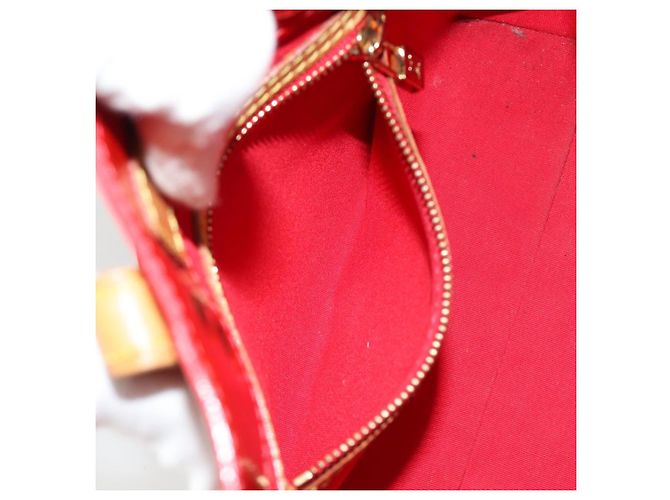 LOUIS VUITTON Monogram Vernis Reade PM Hand Bag Red Rouge M91088 LV Auth 181656 Vermelho - vista 22