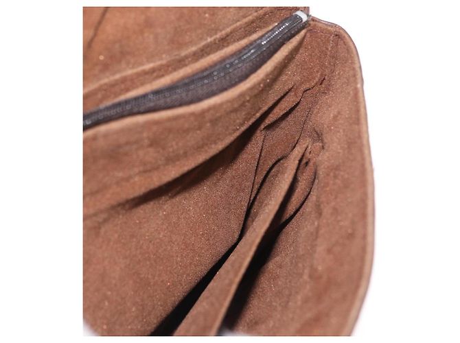 Borsa a Spalla GUCCI in Pelle Bordeaux Oro Auth 182475 D'oro Bordò - vista 17