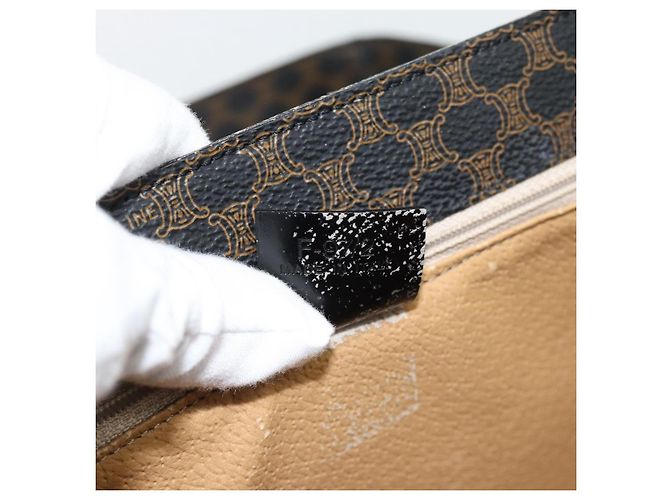 Céline CELINE Beauty Case Macadam Canvas Vanity Horse Carriage PVC Pelle Nera Autentica 182779V Nero D'oro - vista 12