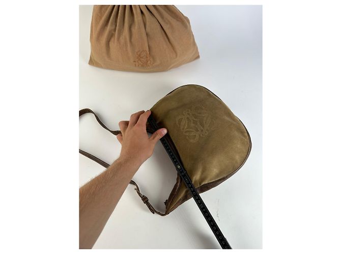 Vintage Loewe Wildleder-Schultertasche Beige Braun - Ansicht 9