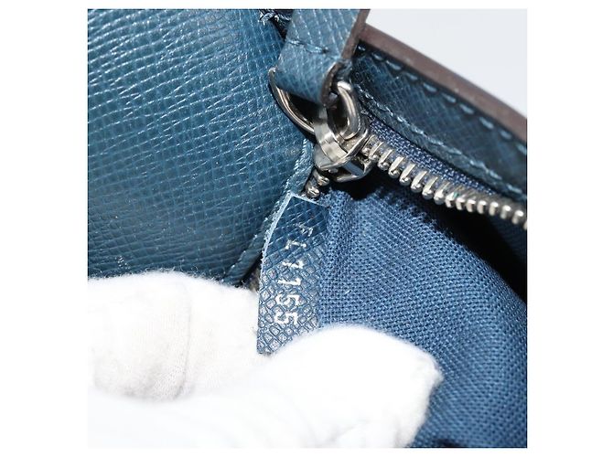 LOUIS VUITTON Taiga Porte Documents Business PDB Bag Blue M30645 LV Auth ka4533 - vista 12