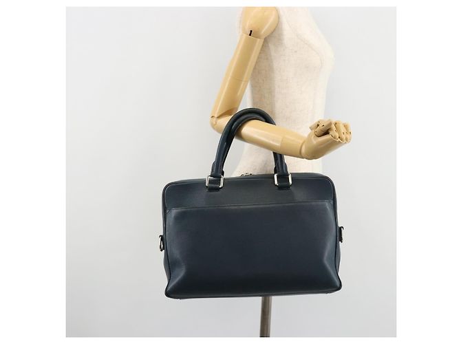 LOUIS VUITTON Taiga Porte Documents Business PDB Bag Blue M30645 LV Auth ka4533 - vista 24