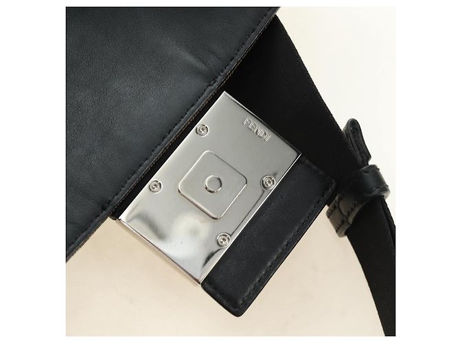 FENDI Zucca Canvas Mamma Baguette Shoulder Bag 2way Black Brown Auth 181574SAM Marrone Nero - vista 9