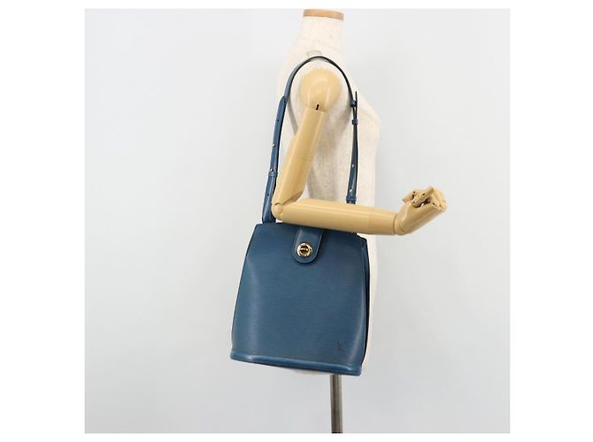 LOUIS VUITTON Epi Cluny Shoulder Bag Blue M52255 LV Auth 181611 - vista 21