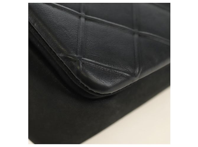 Borsa a tracolla con catena CHANEL Cosmos Line in pelle di agnello nera e argento CC Auth 181582SM Nero - vista 16