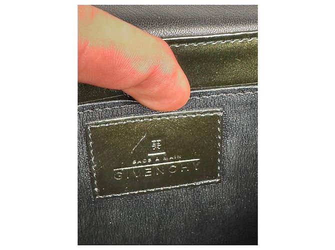 Vintage Givenchy Handtasche aus Lackleder Schwarz Gold - Ansicht 4