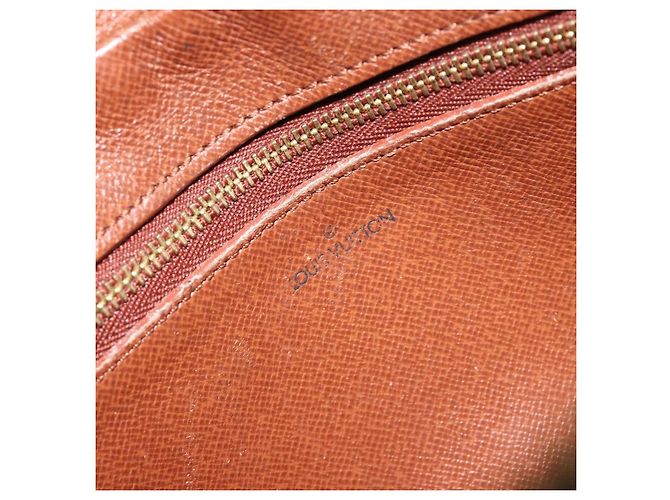 LOUIS VUITTON Monogram Marly Dragonne GM Clutch Bag M51825 LV Auth 181693 Monogramma - vista 17