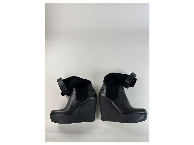 Botas de cano curto de malha e couro vintage Gucci pretas e douradas EU37 Preto - vista 14