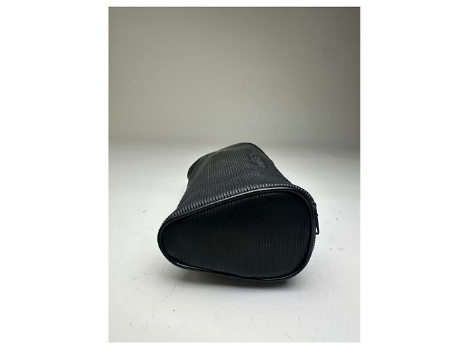 Vintage Issey Miyake Pouch mit geprägtem Logo Schwarz Synthetik - Ansicht 4