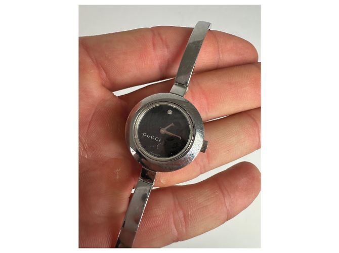 Orologio bracciale vintage Gucci in acciaio inossidabile argento e nero - vista 3
