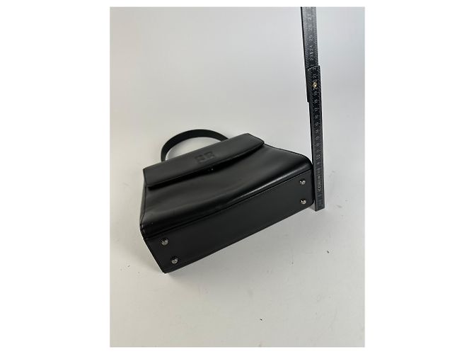 Vintage Givenchy Leder Schultertasche Schwarz Silber - Ansicht 8