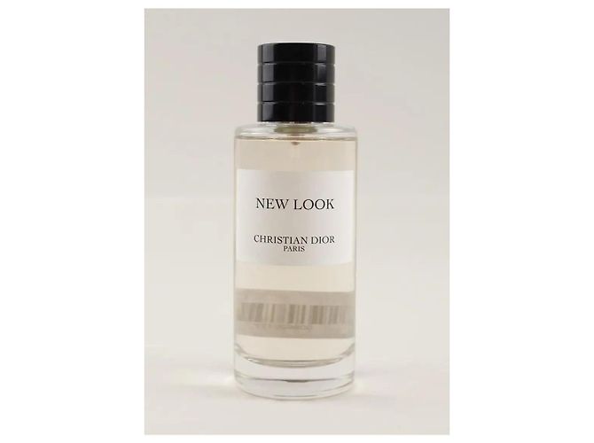 Dior Perfume Branco - vista 3
