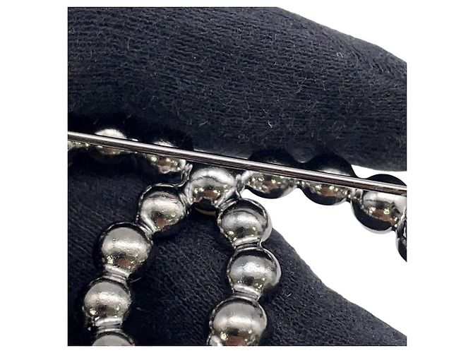 Timeless Spilla in metallo nero Chanel con logo Coco - vista 6