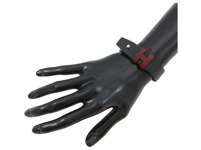 Hermès Bracciale charm in pelle nero e rosso Hermes - vista 5