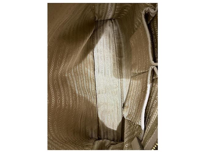 Prada Galleria Saffiano Borsa Tote Beige Gold hardware - vista 13