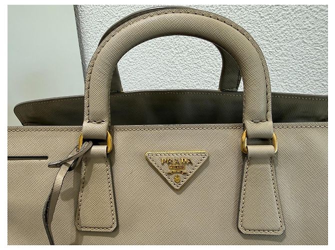 Prada Galleria Saffiano Borsa Tote Beige Gold hardware - vista 2