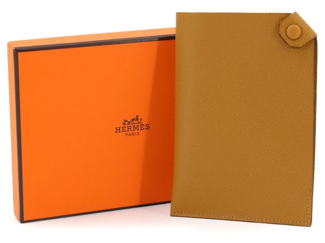 Hermès Hermes Tarmac PM Passport Case - view 2