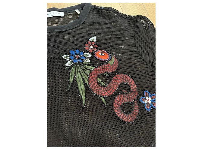 Sandro Top de malla negro bordado serpiente - vista 9