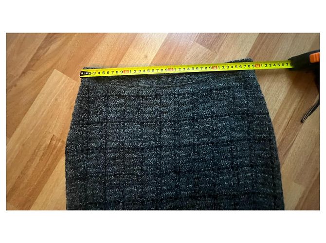 Conjunto de Saia Salvatore Ferragamo - Cinza - vista 8