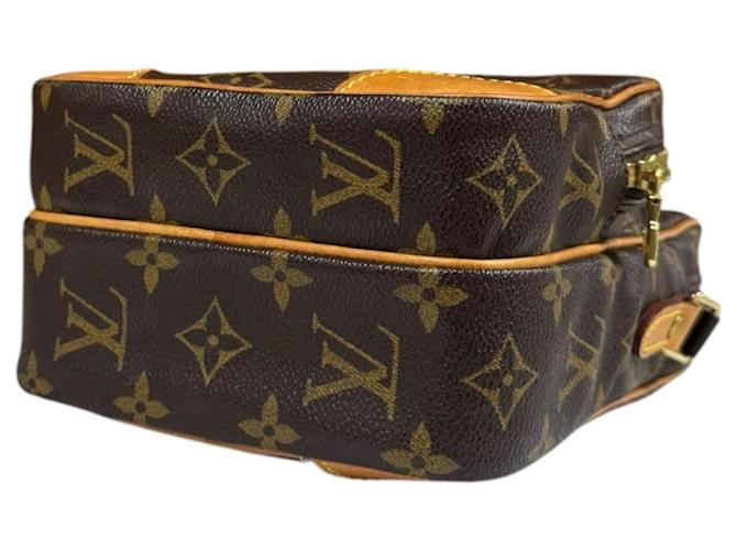 Borsa a tracolla Louis Vuitton Amazon Monogram Marrone - vista 5